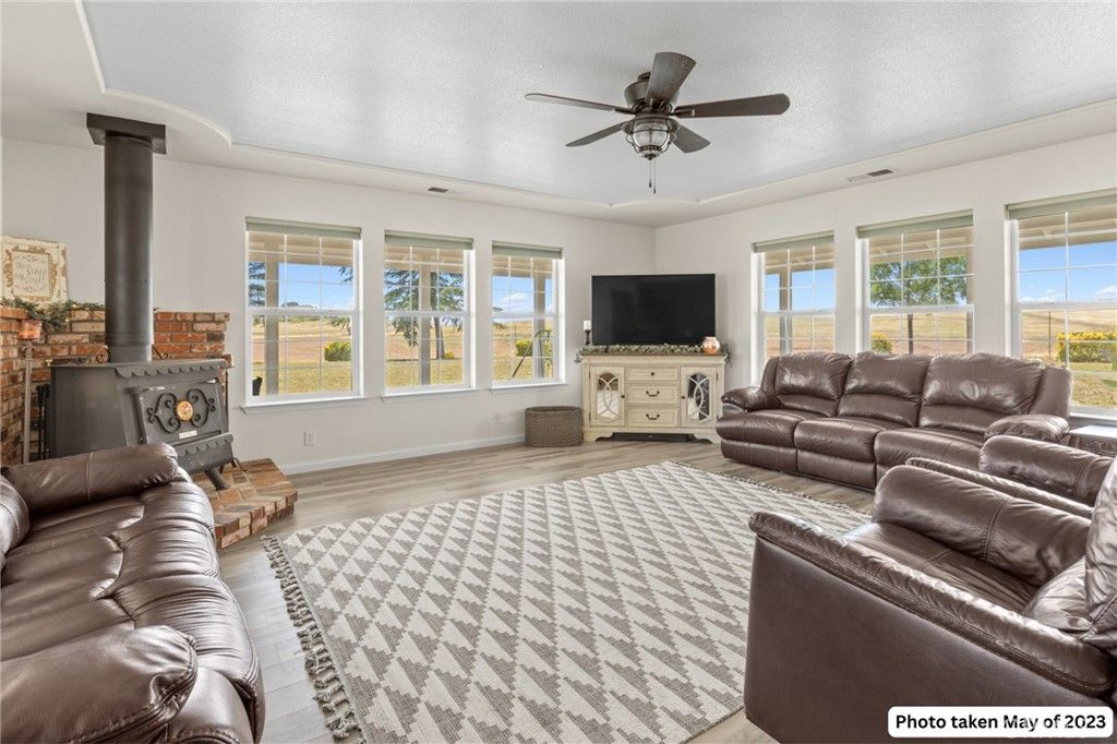 Image 14 of property listing at 5650 Janine Way, Corning, CA 96021