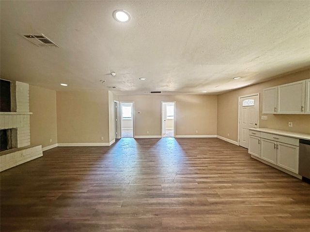 146 Tarpon Drive, Mabank, TX 75156