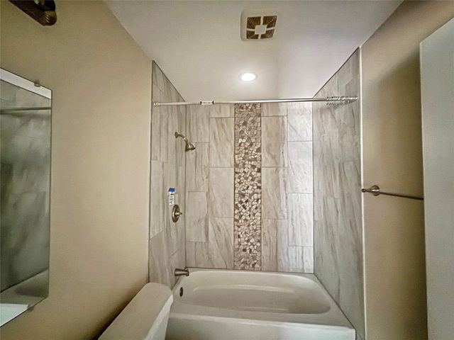 146 Tarpon Drive, Mabank, TX 75156