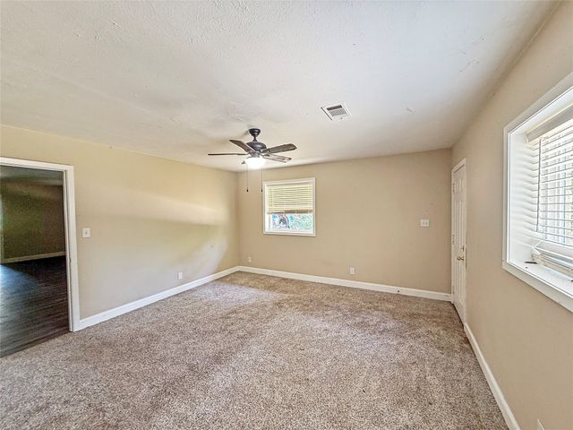 146 Tarpon Drive, Mabank, TX 75156