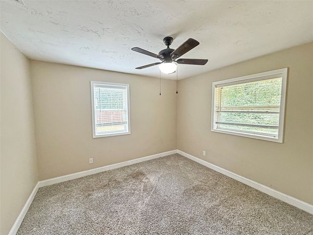 146 Tarpon Drive, Mabank, TX 75156