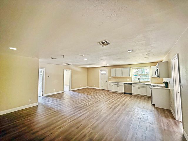 146 Tarpon Drive, Mabank, TX 75156