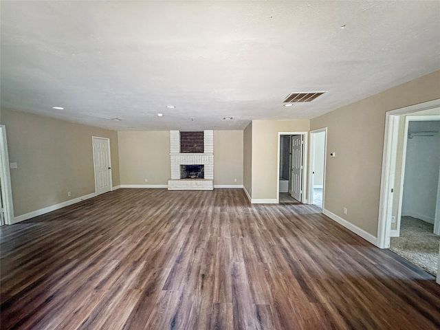 146 Tarpon Drive, Mabank, TX 75156