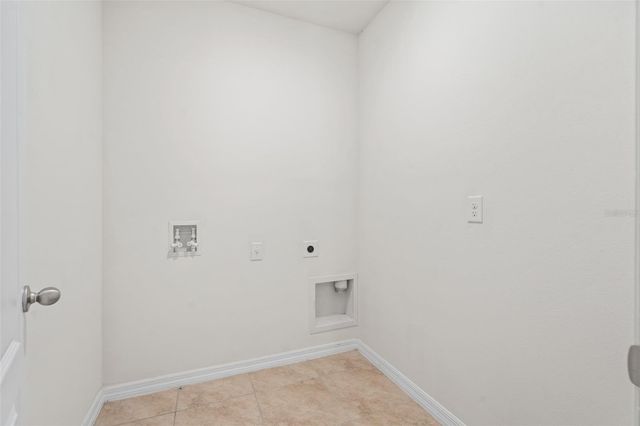 5274 MAYOR DRIVE, St Cloud, FL 34771