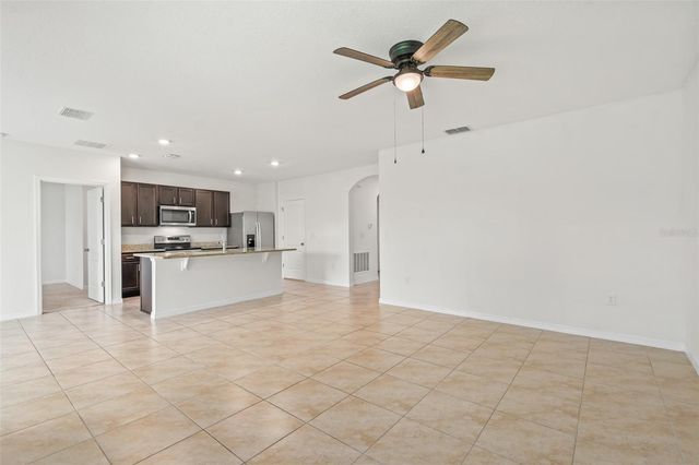 5274 MAYOR DRIVE, St Cloud, FL 34771