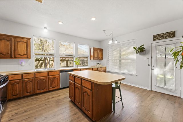 7606 Kallan Drive, Rowlett, TX 75089