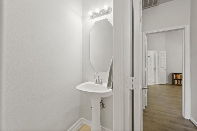 7606 Kallan Drive, Rowlett, TX 75089