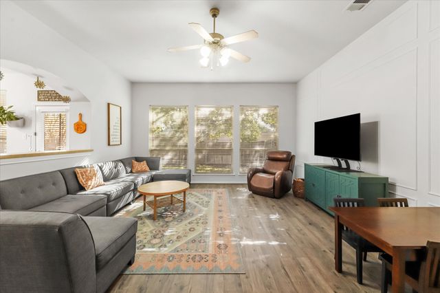 7606 Kallan Drive, Rowlett, TX 75089