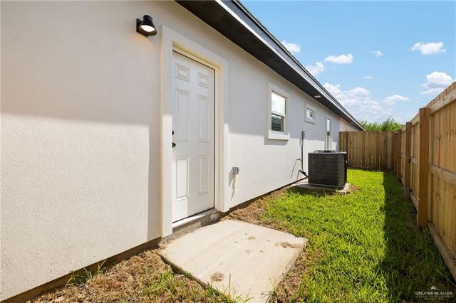 3004 Links Drive, Edinburg, TX 78542