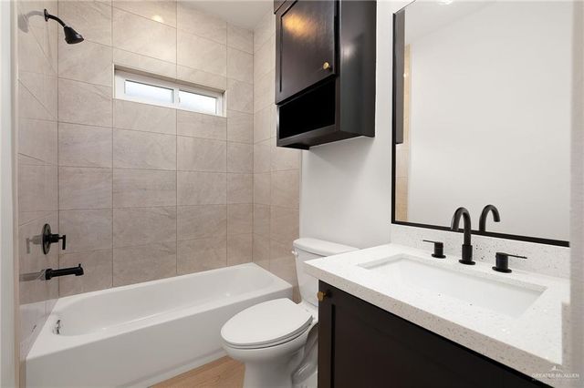 3004 Links Drive, Edinburg, TX 78542