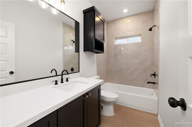 3004 Links Drive, Edinburg, TX 78542