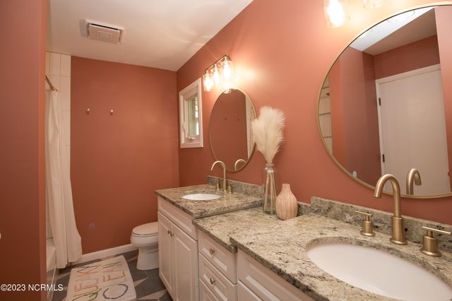 1000 Robinwood Road, Aberdeen, NC 28315