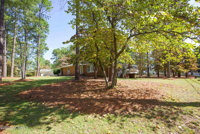 1000 Robinwood Road, Aberdeen, NC 28315