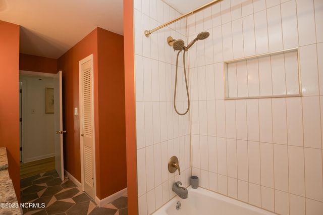 1000 Robinwood Road, Aberdeen, NC 28315