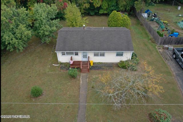 40 Forest Drive, Jackson, NJ 08527