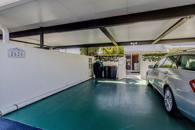 2820 Cardinal Drive 11, Vero Beach, FL 32963