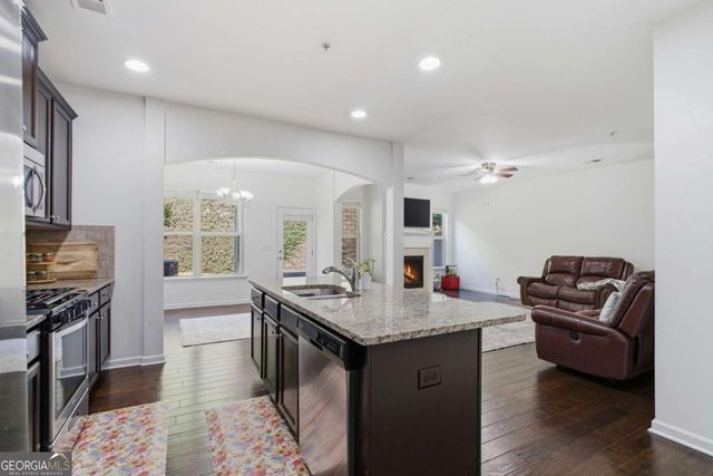 3367 Castleberry Village Circle, Cumming, GA 30040