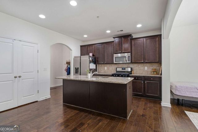 3367 Castleberry Village Circle, Cumming, GA 30040