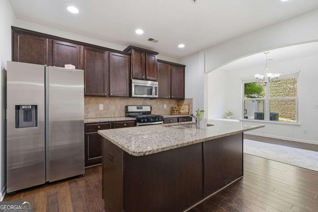 3367 Castleberry Village Circle, Cumming, GA 30040