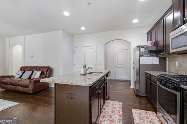 3367 Castleberry Village Circle, Cumming, GA 30040