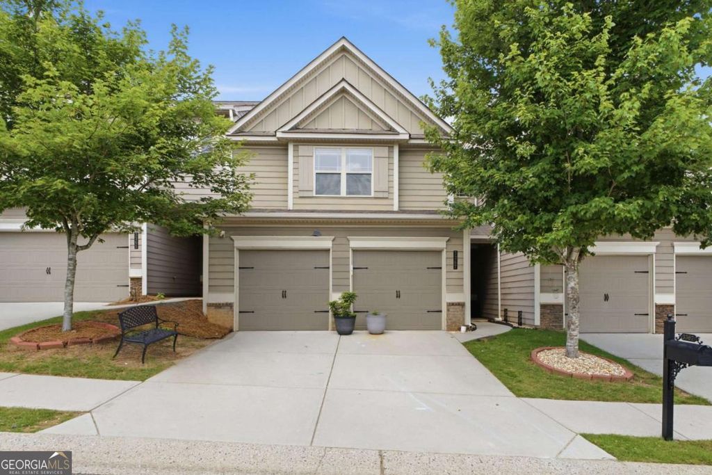 3367 Castleberry Village Circle, Cumming, GA 30040