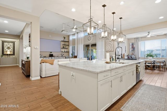 10650 W ELECTRA Lane, Peoria, AZ 85383