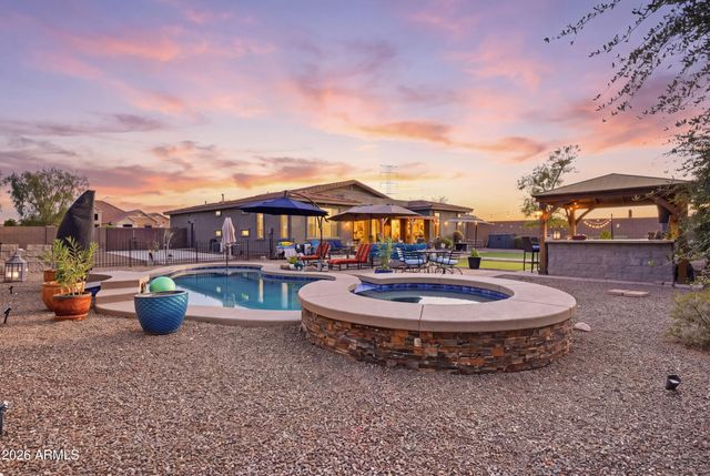 10650 W ELECTRA Lane, Peoria, AZ 85383