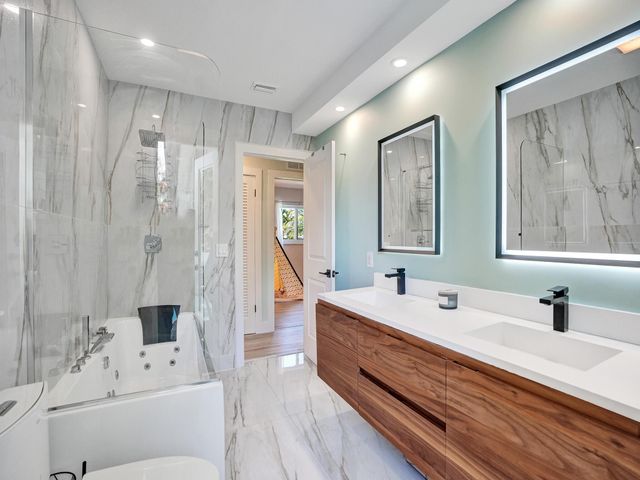 3821 NE 29th Avenue, Lighthouse Point, FL 33064