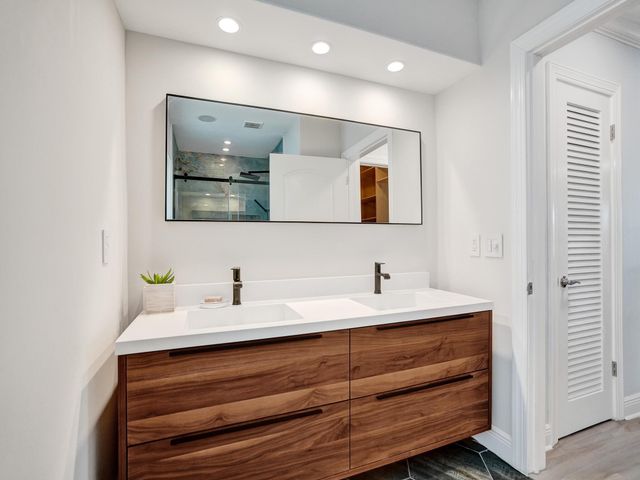 3821 NE 29th Avenue, Lighthouse Point, FL 33064
