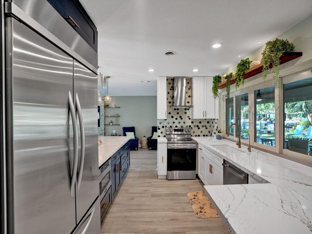 3821 NE 29th Avenue, Lighthouse Point, FL 33064