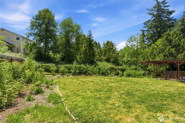 847 NE Michelle Court, Bremerton, WA 98311