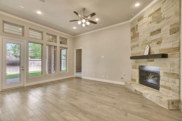 21824 S Enchanted Rock Drive, Porter, TX 77365