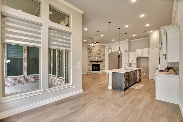 21824 S Enchanted Rock Drive, Porter, TX 77365