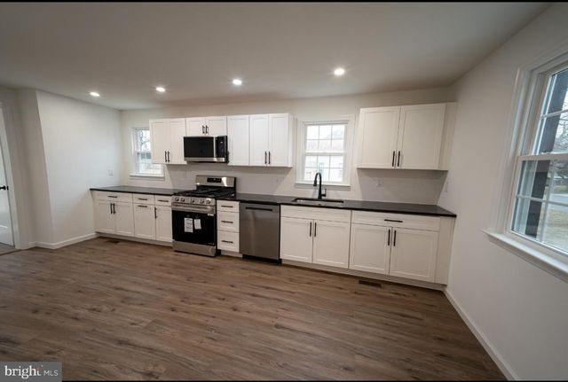 45 BURKE, Deptford, NJ 08096