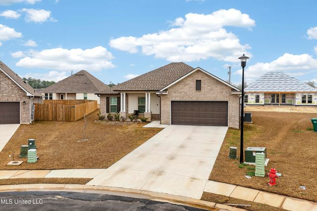 12004 Erik Court, Ocean Springs, MS 39564