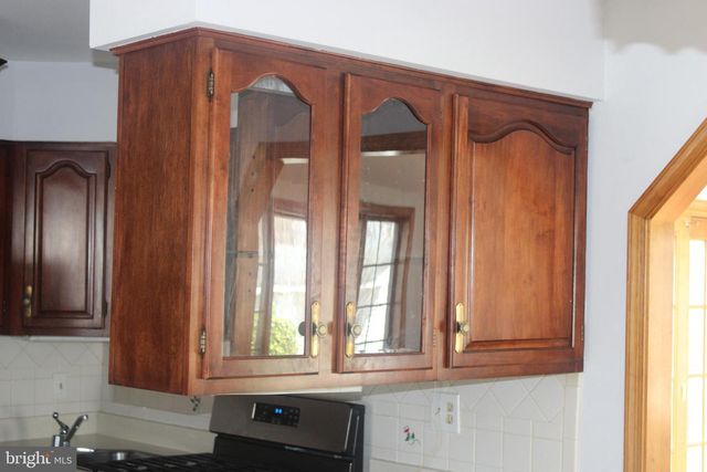 402 GLENMONT AVE, Glen Burnie, MD 21061