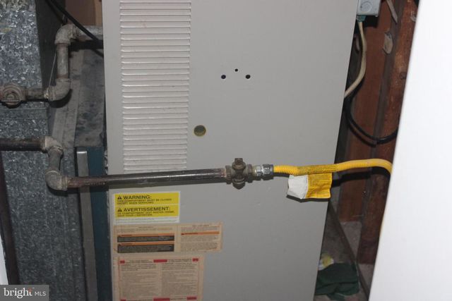 402 GLENMONT AVE, Glen Burnie, MD 21061