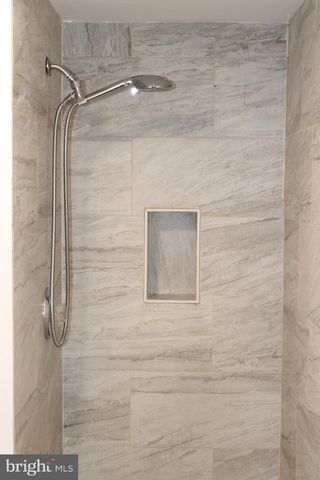 402 GLENMONT AVE, Glen Burnie, MD 21061