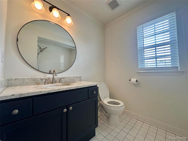 4033 Berkshire Drive, Sterling Heights, MI 48314