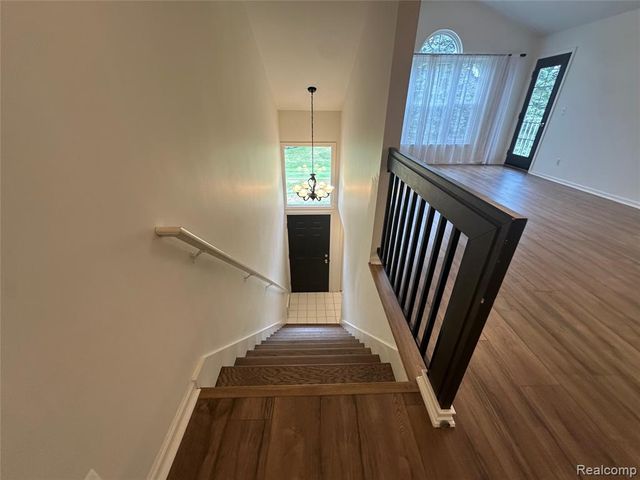 4033 Berkshire Drive, Sterling Heights, MI 48314