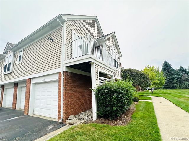 4033 Berkshire Drive, Sterling Heights, MI 48314