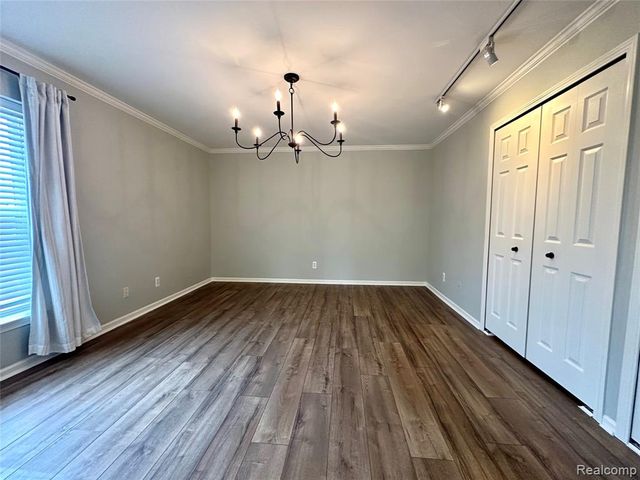 4033 Berkshire Drive, Sterling Heights, MI 48314