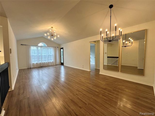 4033 Berkshire Drive, Sterling Heights, MI 48314
