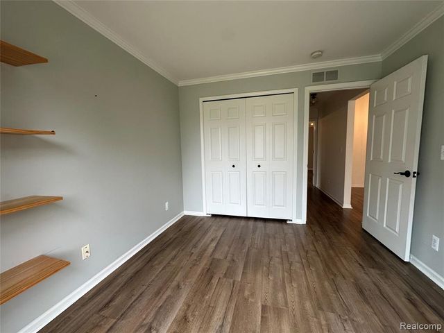 4033 Berkshire Drive, Sterling Heights, MI 48314