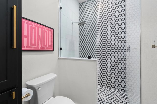 2300 W Fitzhugh Rd, Dripping Springs, TX 78620