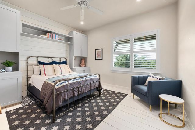 2300 W Fitzhugh Rd, Dripping Springs, TX 78620