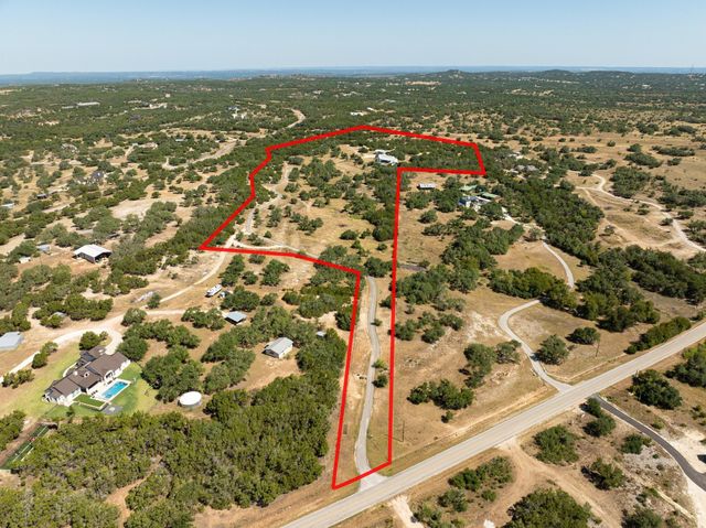 2300 W Fitzhugh Rd, Dripping Springs, TX 78620