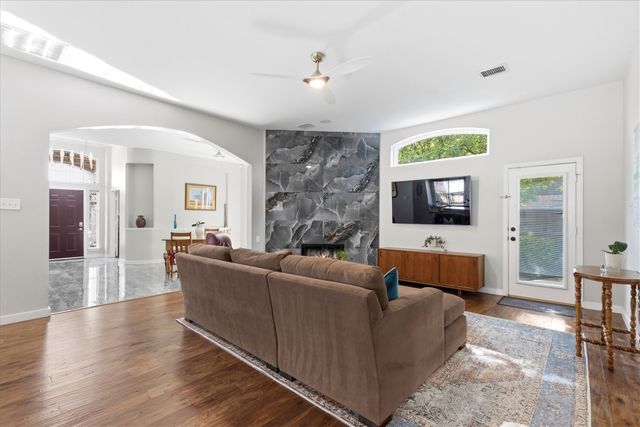 5124 Forest Lawn Drive, Mckinney, TX 75071