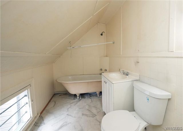 86 Benzinger Street, Buffalo, NY 14206