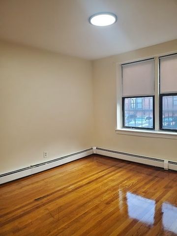 9 Victory Road 13, Boston, MA 02122